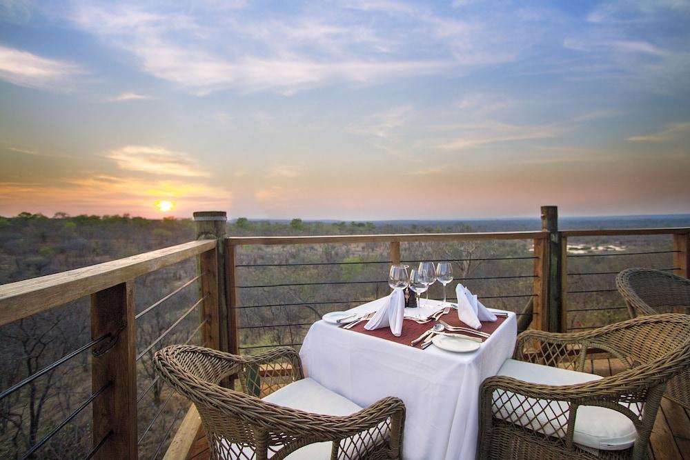 Victoria Falls Safari Club Exterior photo