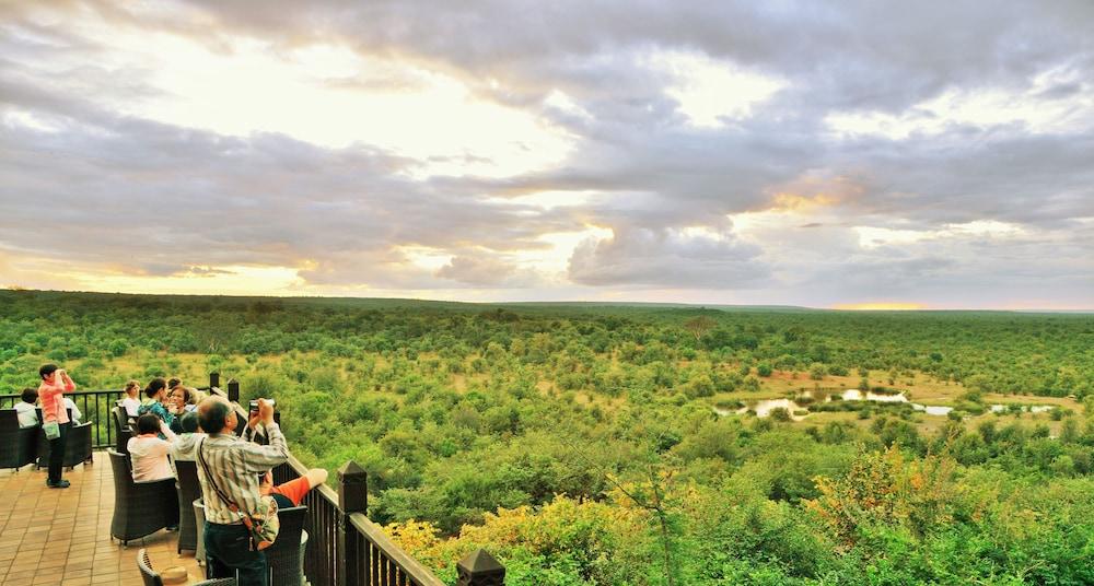 Victoria Falls Safari Club Exterior photo