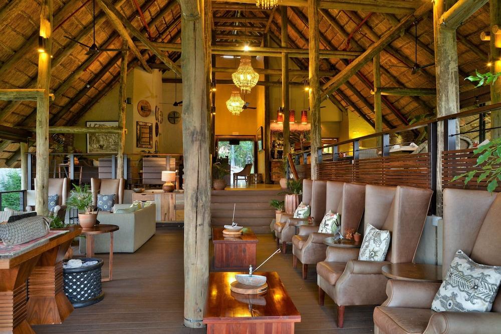 Victoria Falls Safari Club Exterior photo
