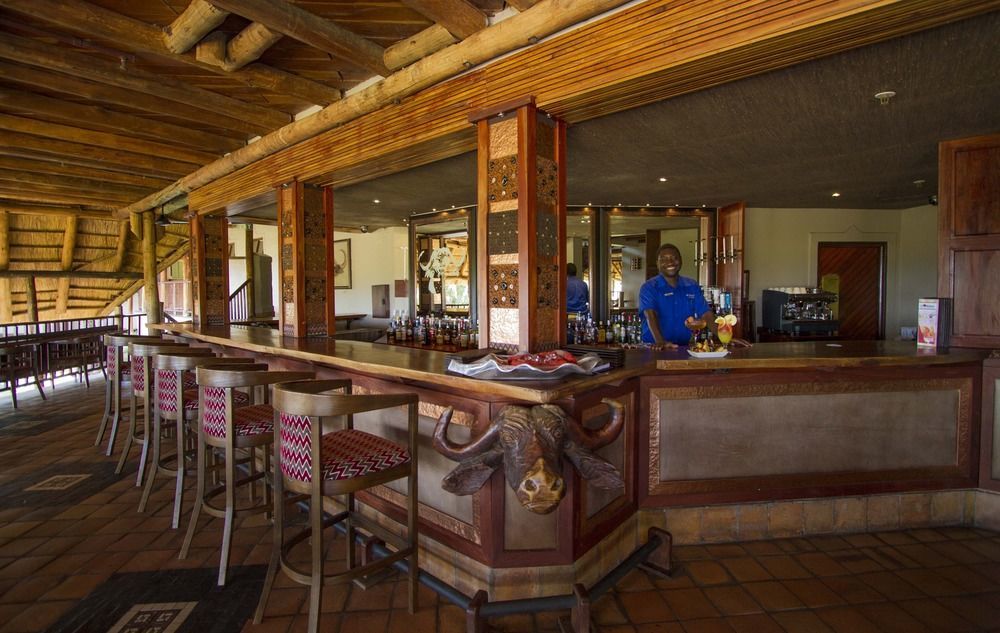 Victoria Falls Safari Club Exterior photo