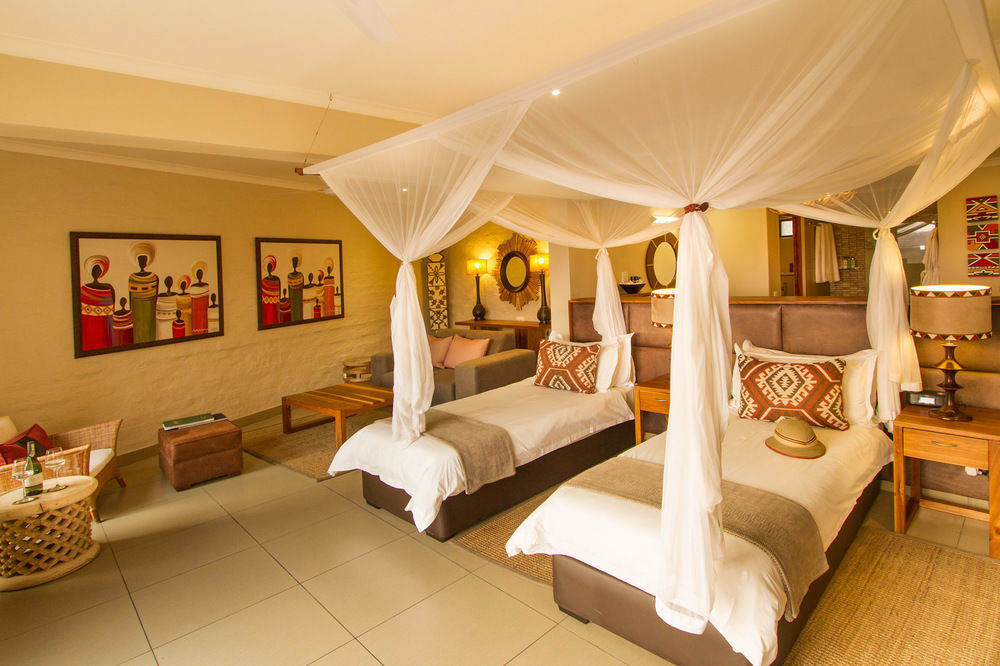 Victoria Falls Safari Club Exterior photo