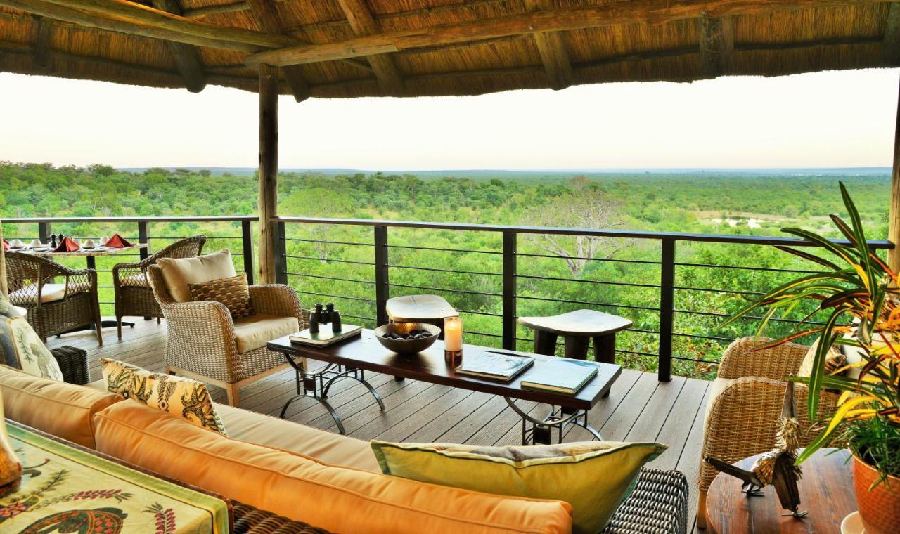 Victoria Falls Safari Club Exterior photo